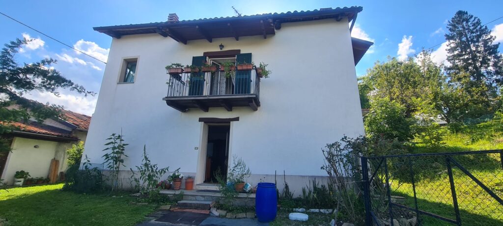Villa indipendente con giardino Vendita a Castellazzo di Netro