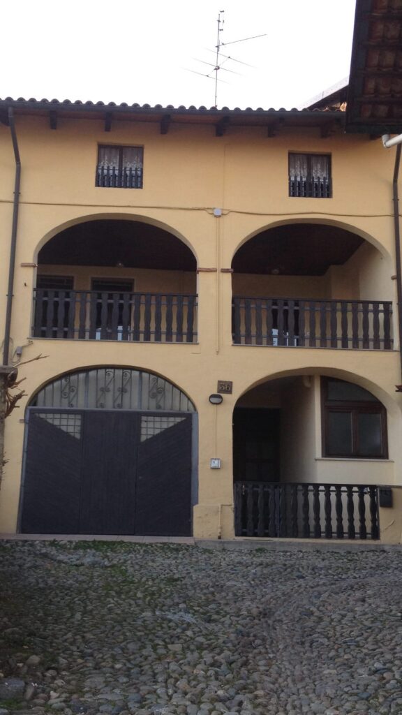 Casa a Schiera Ristrutturata